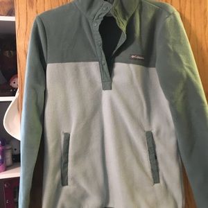 Two toned green Columbia
